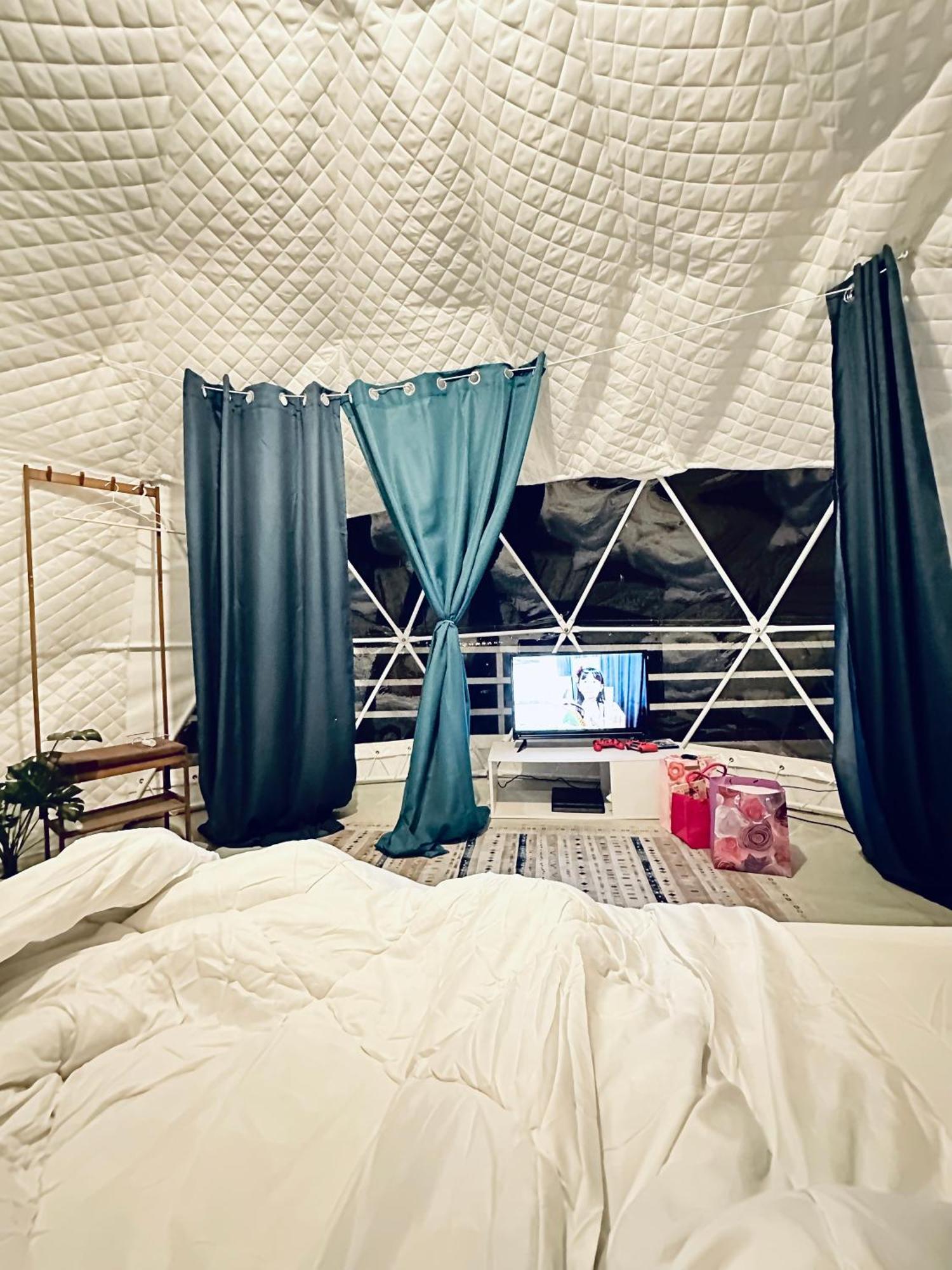 Отель Gunung Medan Glamping & Cafe Кангар Экстерьер фото