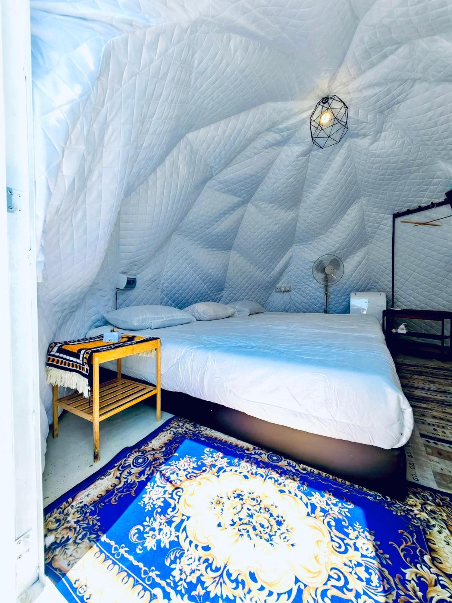 Отель Gunung Medan Glamping & Cafe Кангар Экстерьер фото