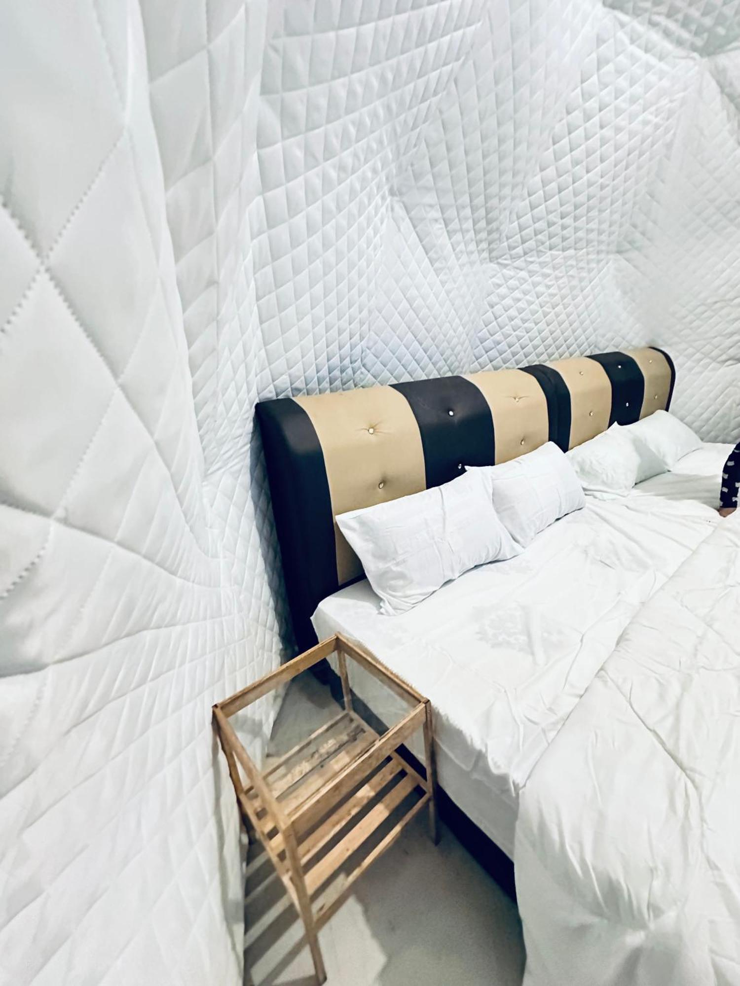 Отель Gunung Medan Glamping & Cafe Кангар Экстерьер фото