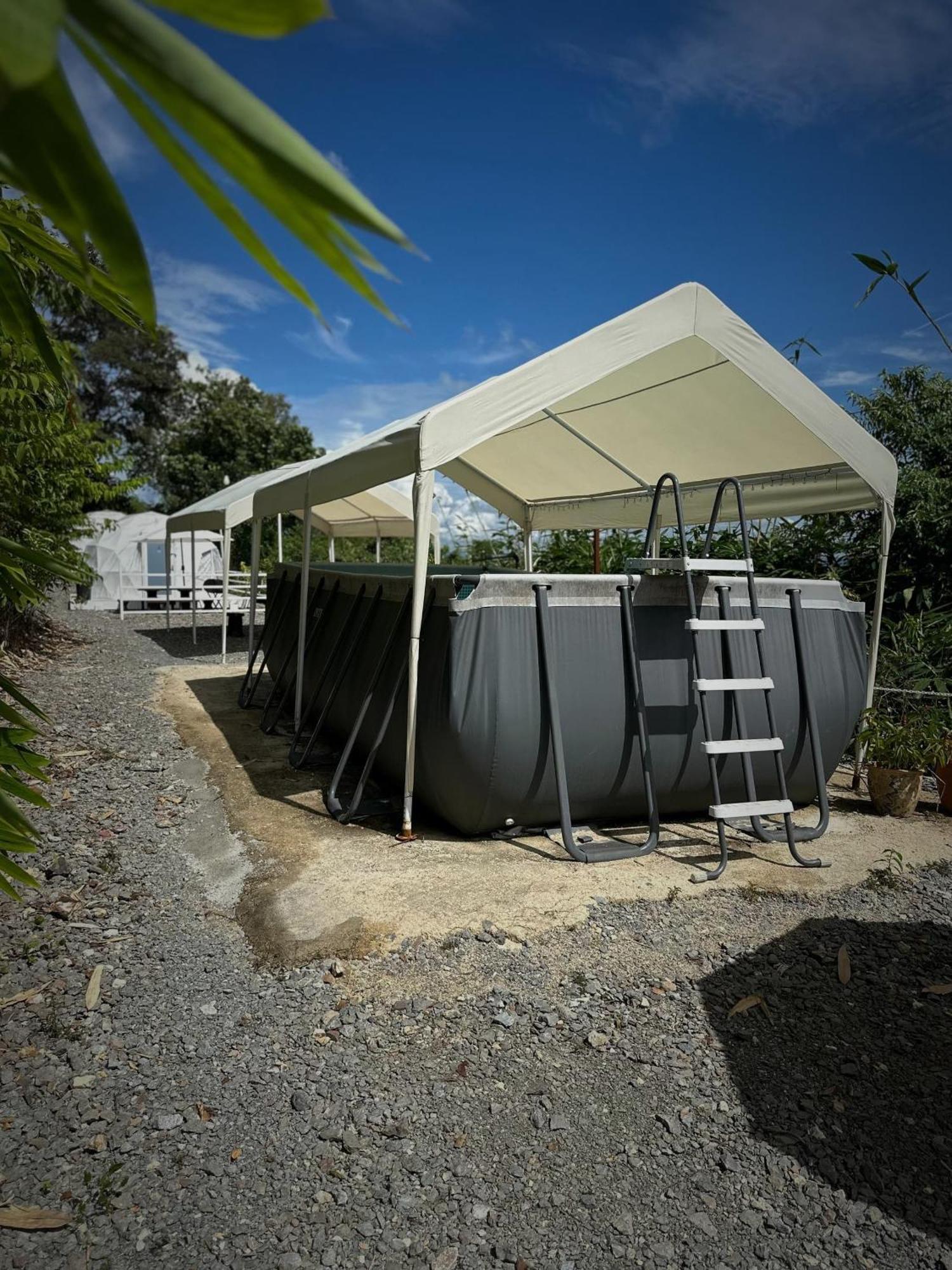 Отель Gunung Medan Glamping & Cafe Кангар Экстерьер фото