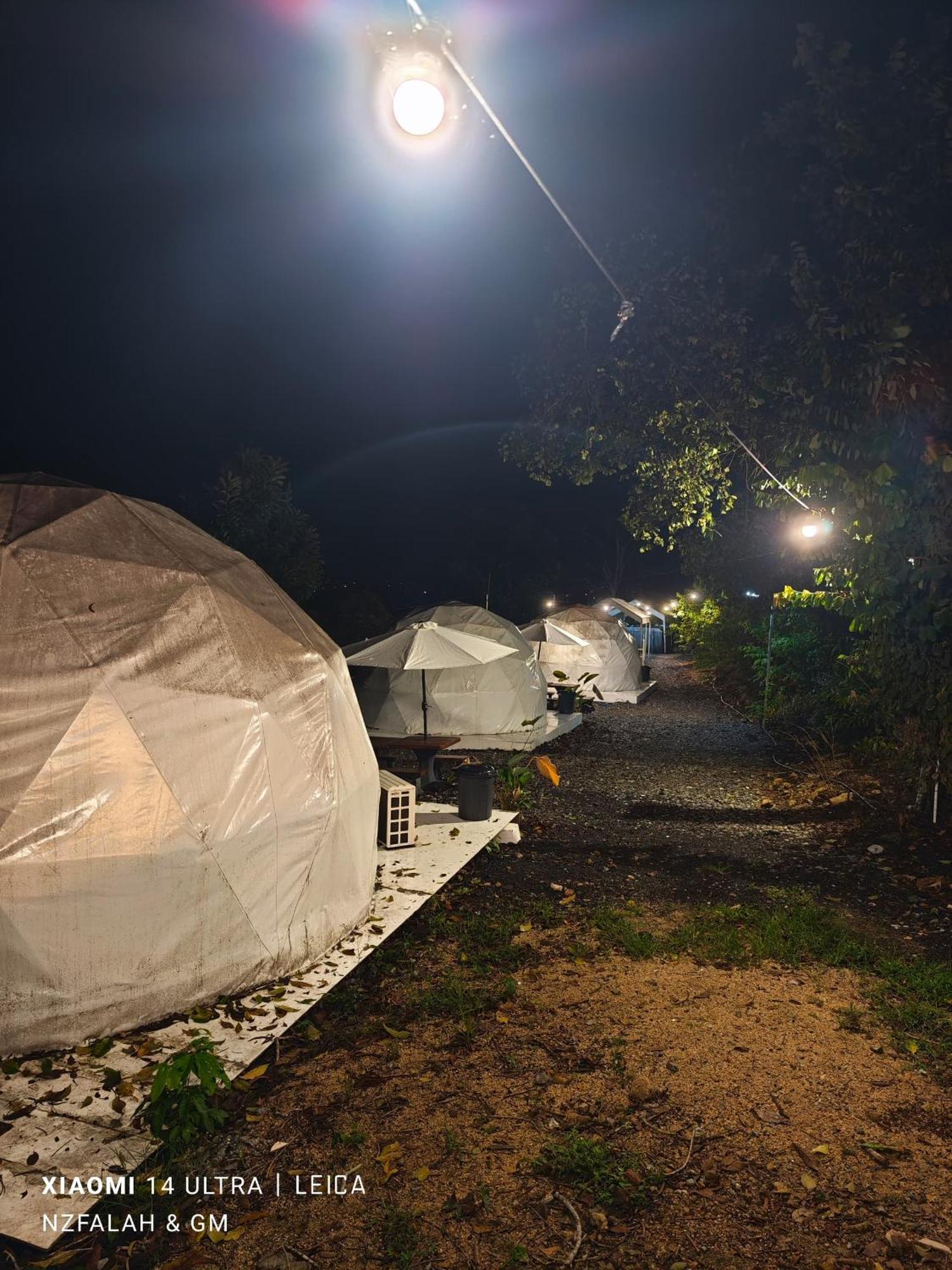 Отель Gunung Medan Glamping & Cafe Кангар Экстерьер фото