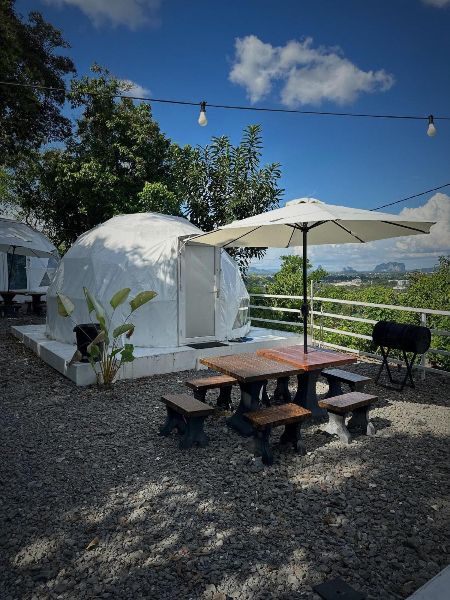 Отель Gunung Medan Glamping & Cafe Кангар Экстерьер фото